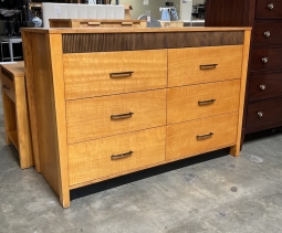 6-Drawer Maple Dresser